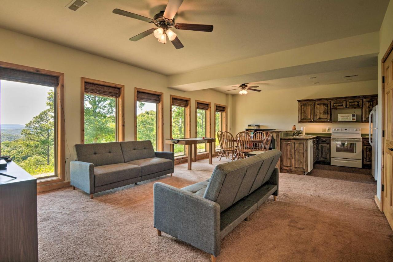 Spacious Log Cabin With Fire Pit And Game Room! يوريكا سبرينغز المظهر الخارجي الصورة