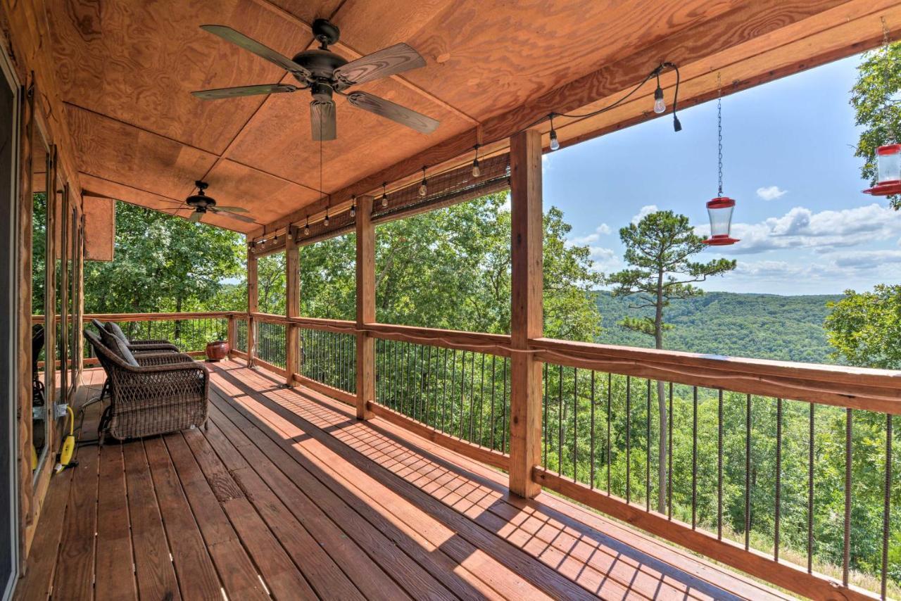 Spacious Log Cabin With Fire Pit And Game Room! يوريكا سبرينغز المظهر الخارجي الصورة