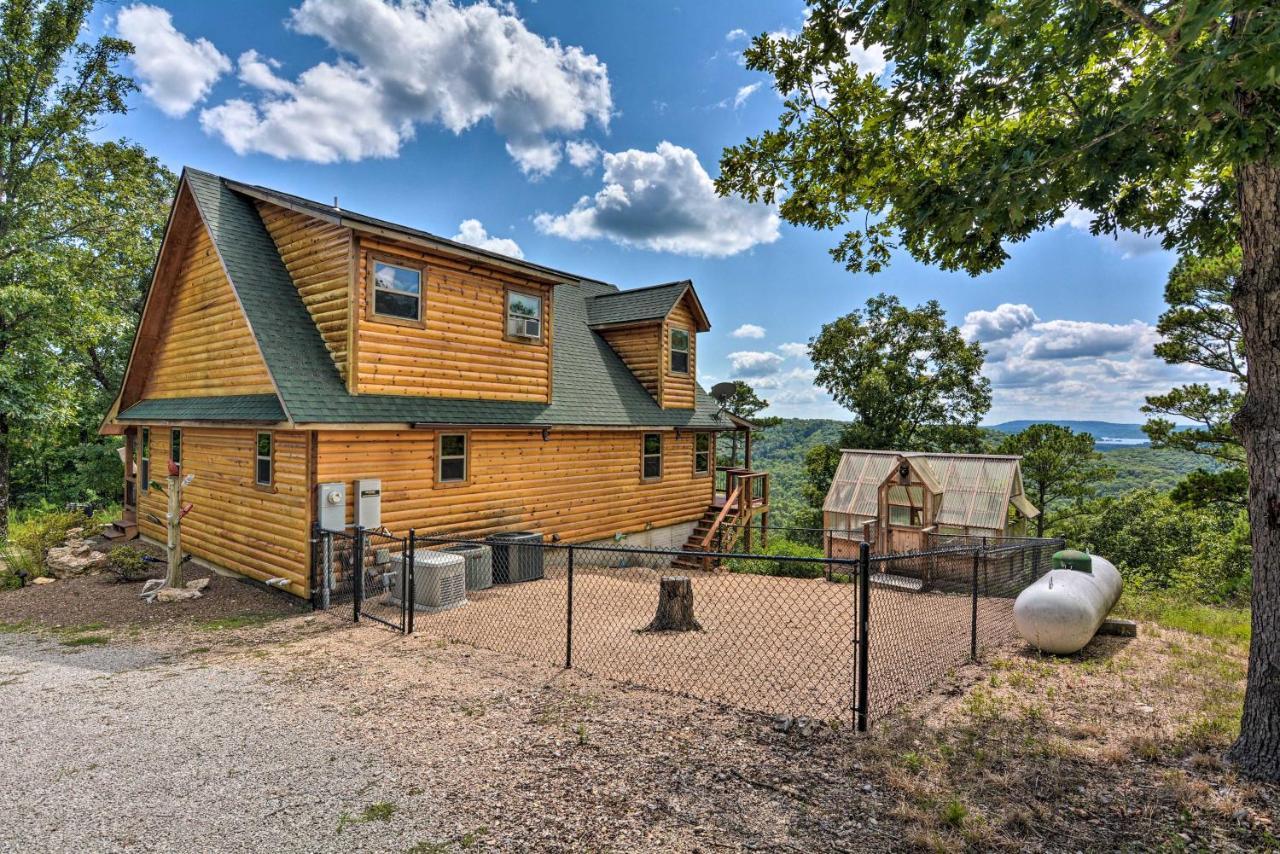 Spacious Log Cabin With Fire Pit And Game Room! يوريكا سبرينغز المظهر الخارجي الصورة